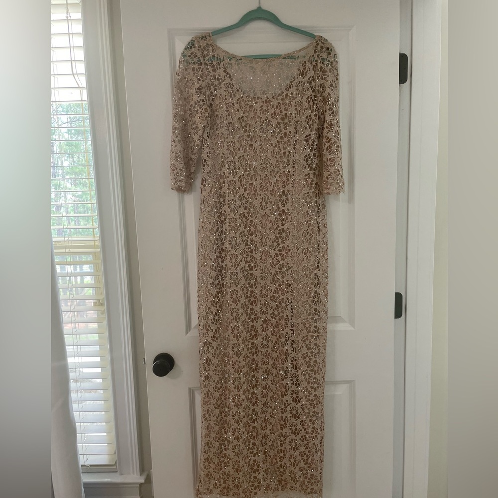 Gold Kay Unger Size 8 Dress